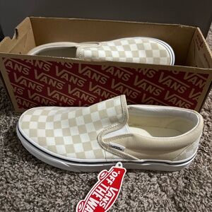 (Brand New) Vans Classic Slip On - Women’s 8.5